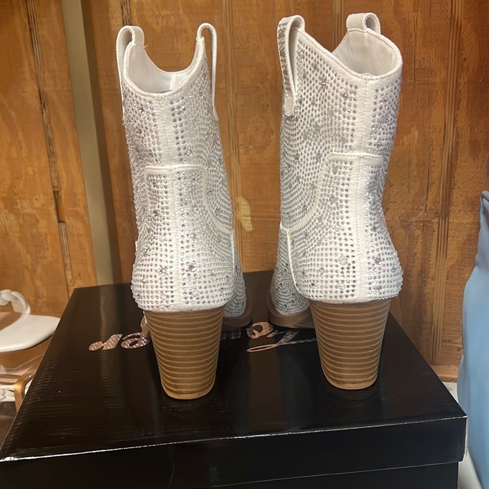 Country Concert Glitter Bootie - Picture 6 of 10
